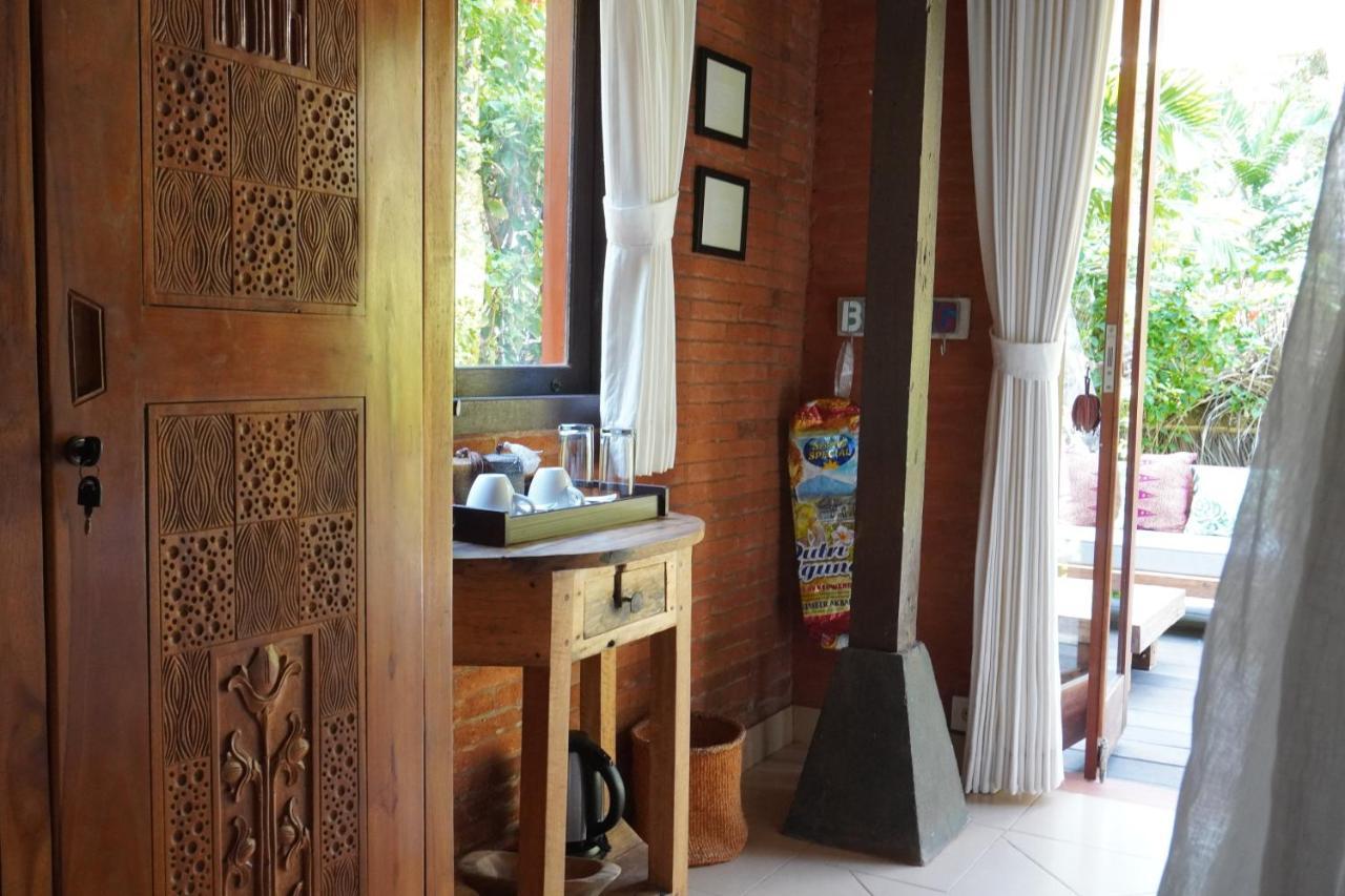 Hidden Heaven Rumah Barong Jasri 外观 照片